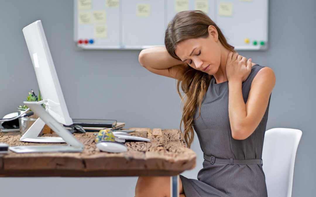 Improve Office Ergonomics To Reduce Joint Pain