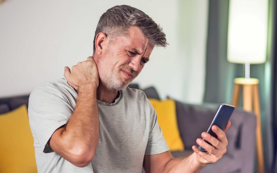 Treating Tech Neck Pain With Chiropractic Care
